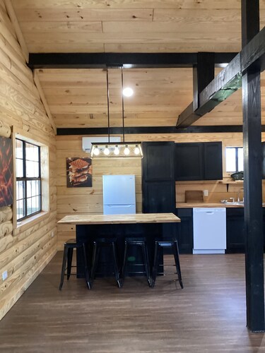 The Gator Nest located at Yarborough Landing on Millwood Lake.