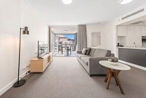 Living area - CITY Centre With Awesome Views! (Brisbane City)