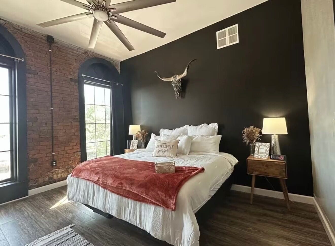 1 bedroom, desk, free WiFi, bed sheets