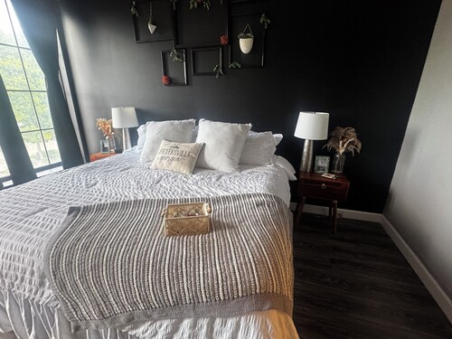 Historic Downtown Loft in Cartersville