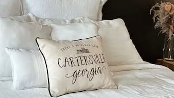 1 dormitorio, escritorio, wifi gratis y ropa de cama