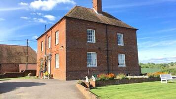House, Multiple Beds, Kitchen, Garden View | Exterior