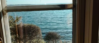 Historic holiday idyll close to the water