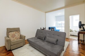 Living area - Vrbo Property (Rio de Janeiro)