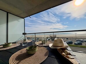 Outdoor dining - Apartment, parking - 6 guests, sea view (Saint-Jean-de-Monts)