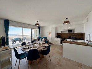 Dining - Apartment, parking - 6 guests, sea view (Saint-Jean-de-Monts)