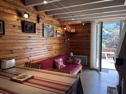 Duplex in Cauterets: terrace, barbecue, 2 br