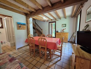 Dining - Chalet Fanlou in Cauterets with garden and private parking (Cauterets)