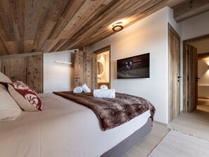 Room - Spacious 158 m² duplex, 5 bedrooms, near center, parking (Val-d'Isère)