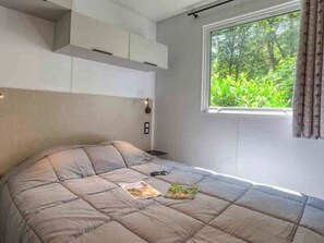 Free WiFi - Cozy mobile home for 4 guests (Girac)