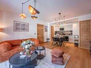 TV - Stylish apartment city center - 4 guests (Chamonix-Mont-Blanc)