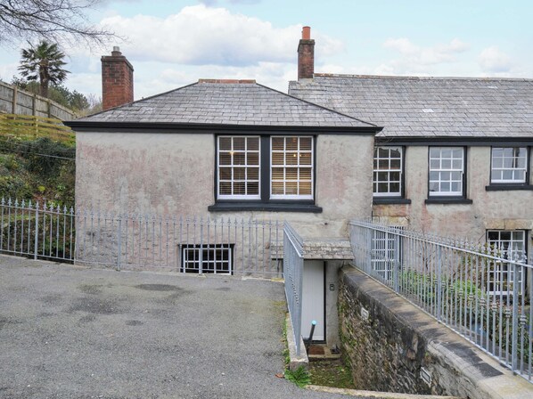 Exterior - JOLLY CRABBER, romantic, with a garden in St Austell (St. Austell)