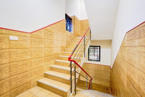 Deluxethallam Sai Residency