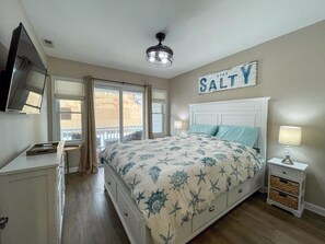Iron/ironing board, free WiFi, bed sheets - Harbor Front Condo. Minutes to downtown. (Cape May)