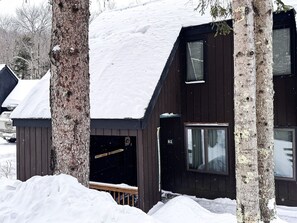 Exterior - Mad River Valley Basecamp (Waitsfield)