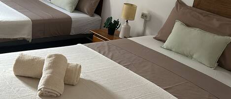 2 chambres, Wi-Fi gratuit, draps fournis