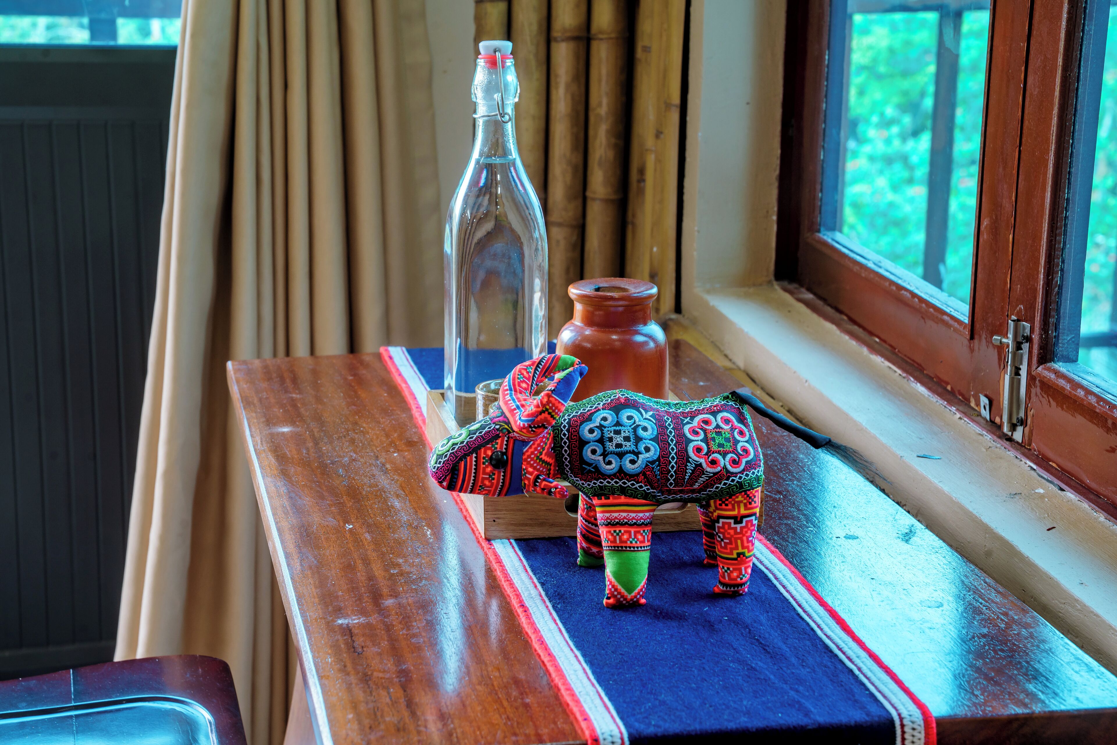 Bungalow Deluks, pemandangan lembah | Detail interior