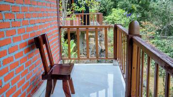 Bungalow Deluks, pemandangan lembah | Teras/patio