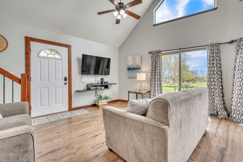 Bridges Bay Cabin 3 BR 2 Bath