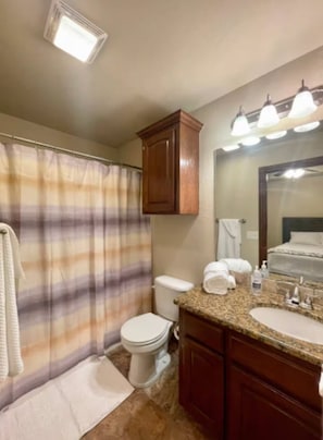 Bathroom - Lawton Lonesome Dove 4 Bd/3 Ba Home (Lawton)