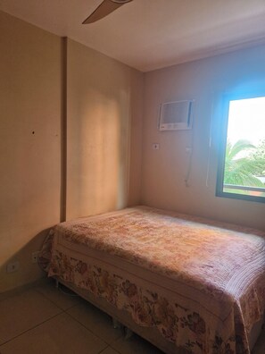 1 bedroom, WiFi - New apartment with large balcony and swimming pools. (Guarujá)