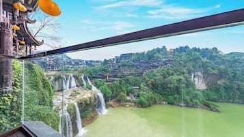 Comfort-Doppelzimmer, Balkon, Flussblick | Innenbereich