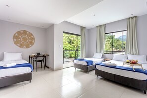 4 Schlafzimmer, Bügeleisen/Bügelbrett, Internetzugang, Bettwäsche