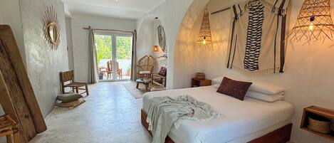 Double Room, Balcony, Partial Ocean View