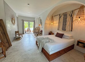 Habitación doble, balcón, vista parcial al océano