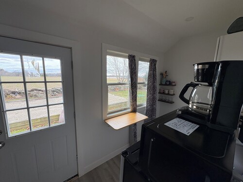 Cozy 1-bedroom apartment in superb Portsmouth with AC