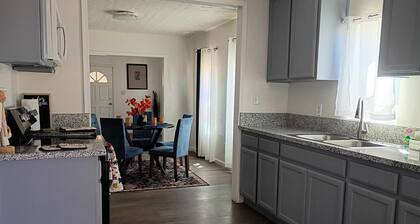 3-bedroom house in peaceful Fresno with cool AC breeze