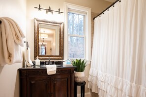 Bathroom - Family Luxury Lake Michigan Cottage w/ Hot Tub (West Olive)