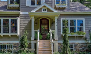 Exterior detail - Family Luxury Lake Michigan Cottage w/ Hot Tub (West Olive)
