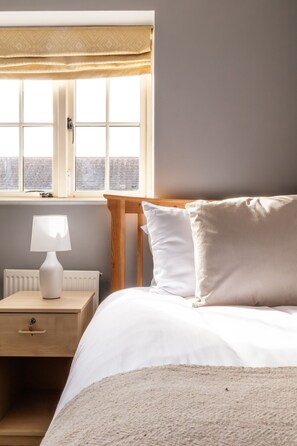 Room - Lovely 2 Bedroom Home in Moreton-in-Marsh (Moreton in Marsh)