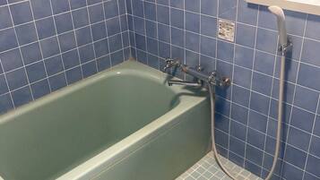 Studio Suite | Bathroom | Slippers