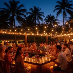 Bar (on property) - Luxury Vista Cana Retreat · Lagoon, Beach Club, Golf & Pool (Punta Cana)