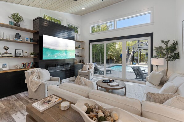 Smart TV - Poole Party! Incredible Pool, Beachside of 30A (Seagrove Beach)
