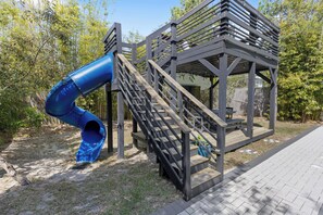 Property grounds - Poole Party! Incredible Pool, Beachside of 30A (Seagrove Beach)