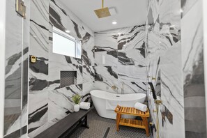 Shower, hair dryer, towels - Poole Party! Incredible Pool, Beachside of 30A (Seagrove Beach)