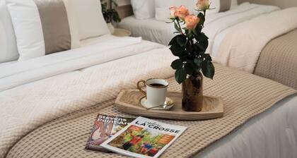 Workspace + Fireplace + Coffee Bar + Sleeps 12