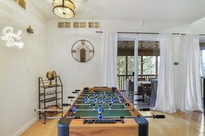 Spielezimmer