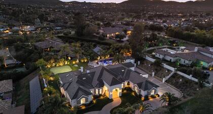 Barrel & Crest by Avantstay Hillside Estate + Resort Pool + Putting Green Near Lake Poway & Golf Sleeps 20