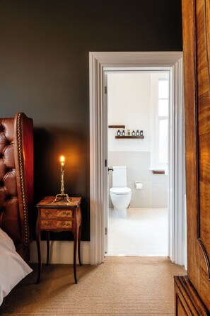 Bathroom - Beautiful 5 Bedroom Home in Evesham (Evesham)