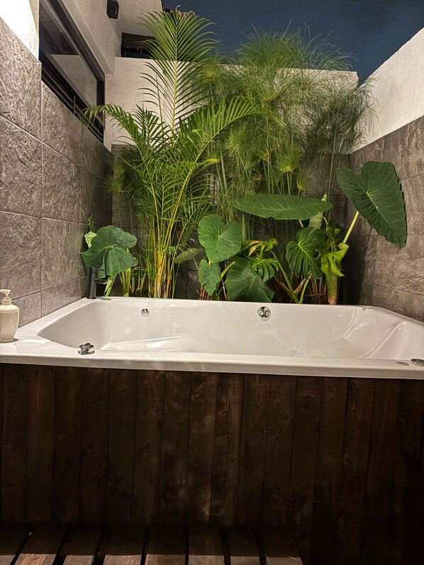 Family Cottage, Mountain View | Property grounds - Casa de campo cerca al aeropuerto MDE (Rionegro)