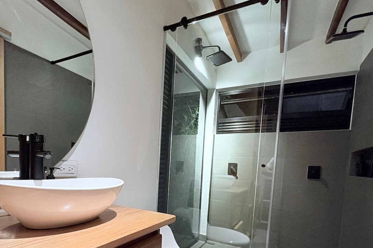 Family Cottage, Mountain View | Bathroom