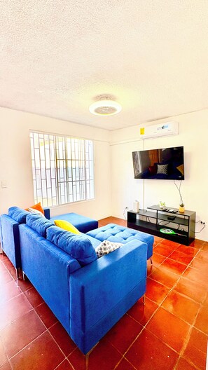 Living area - Fabulous 3-bedroom house with AC in Santa Ana Department (Santa Ana Department)