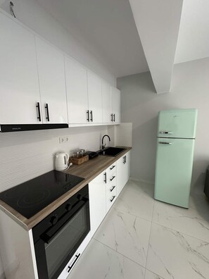 House - Loutra Suites Loutra s Ocean Apartment (Corinth)
