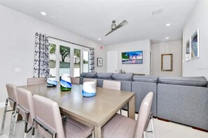 Dining - Condo w/pool & golf view balcony (Kissimmee)