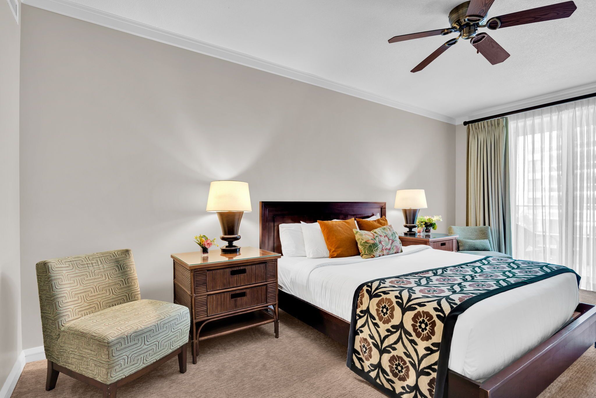 Iron/ironing board, travel cot, WiFi, bed sheets