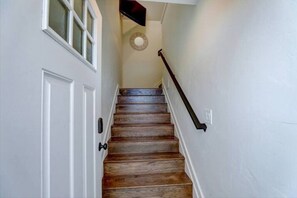 Interior - Private Highlands 1BR | Vaulted Ceilings (Denver)